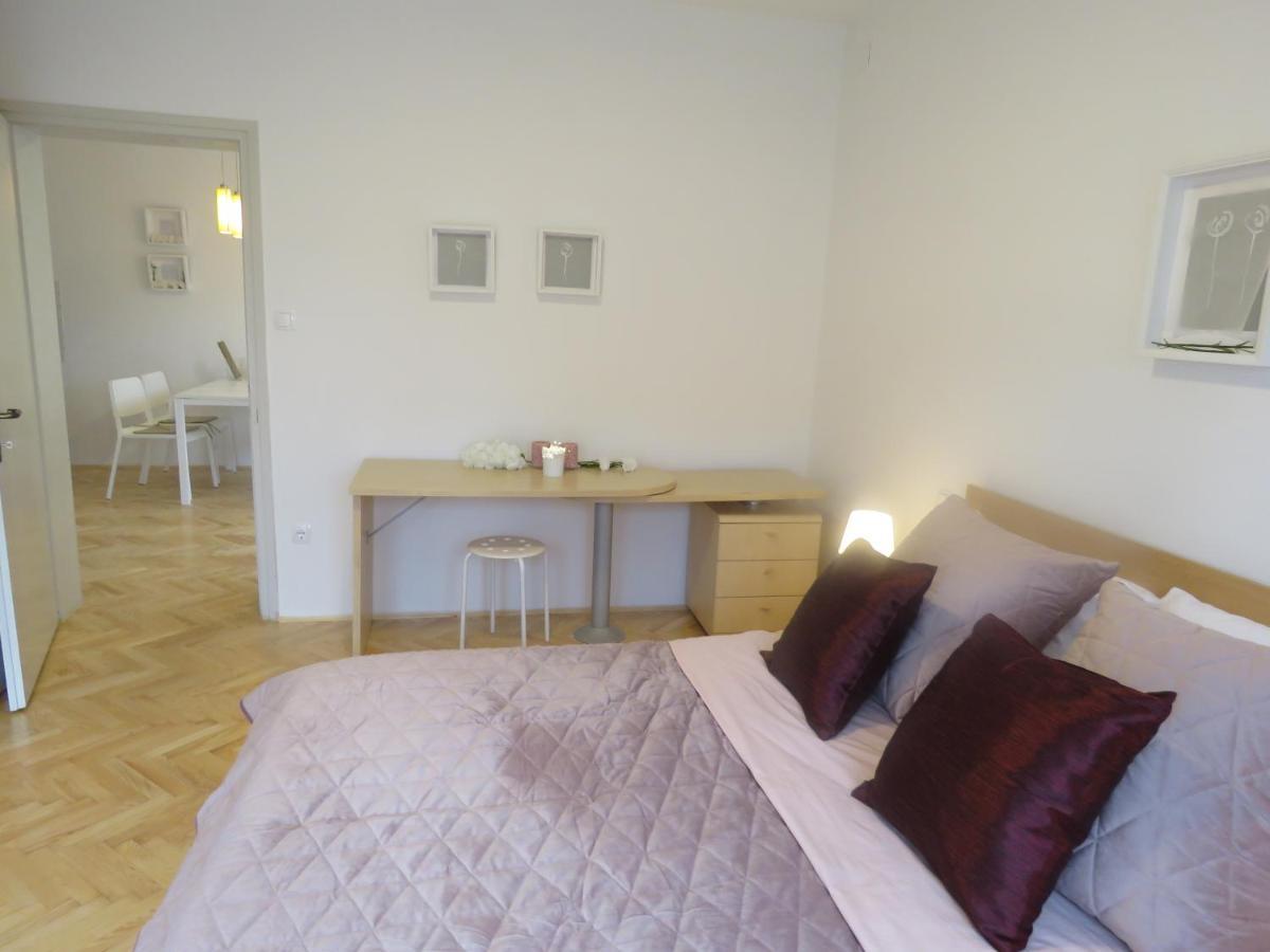 Sani Apartments Sveti Kriz Zacretje Bagian luar foto