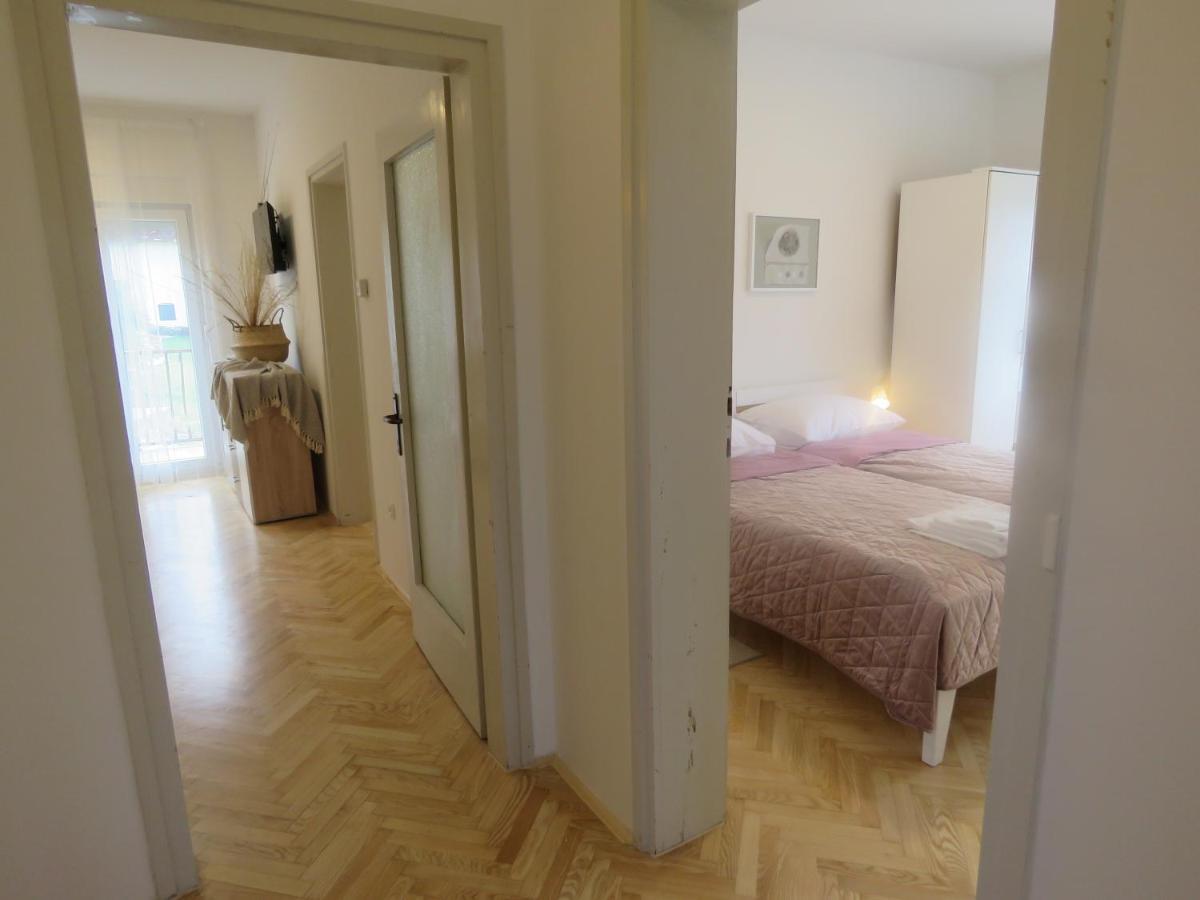 Sani Apartments Sveti Kriz Zacretje Bagian luar foto